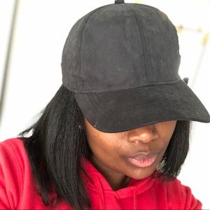 Black baseball cap